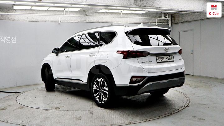 Hyundai SantaFe 2019 KMHS381BBKU007453 — 2