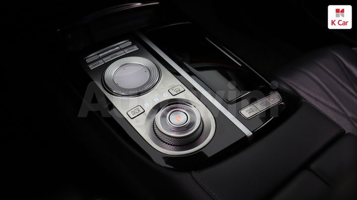 Genesis G80 2021 KMTGB41CDMU077637 — 4