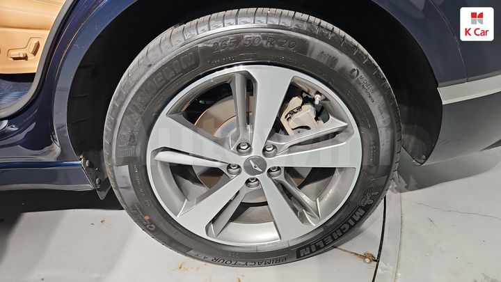 Genesis GV80 2022 KMTHA81BDNU107755 — 4