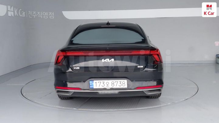 Kia K8 2022 KNAM6411BNA002166 — 4