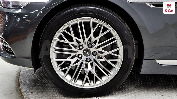 Genesis G90 2021 KMHG341ADMU091728 — 5