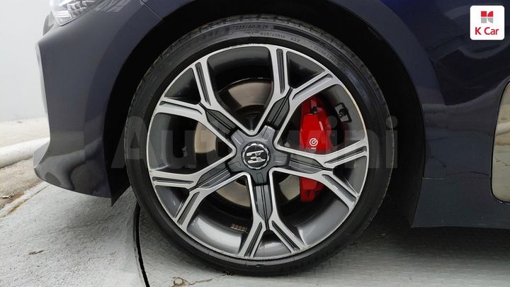 Kia Stinger 2020 — 5