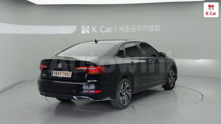 Volkswagen Jetta 2021 — 2