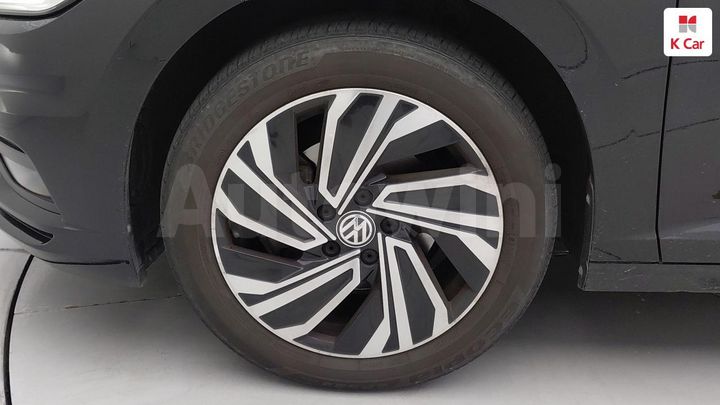 Volkswagen Jetta 2021 — 5