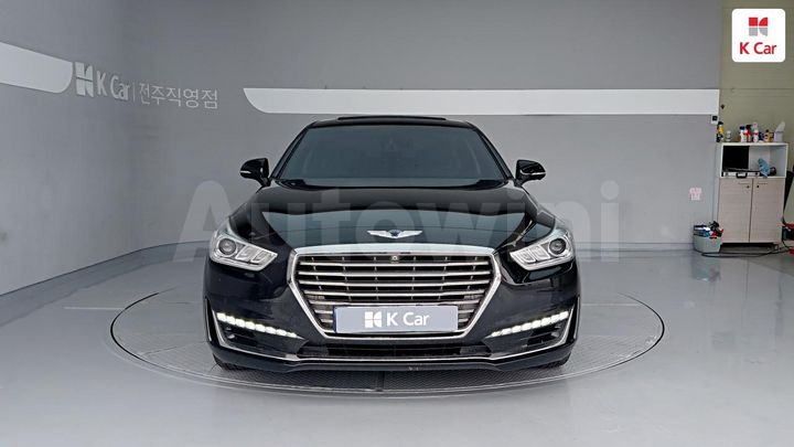 Genesis EQ900 2016 KMHG141DDGU016322 — 3