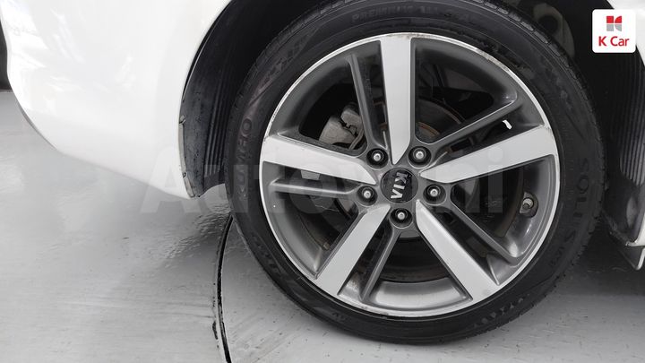 Kia K3 2017 KNAFK412BHA975183 — 5