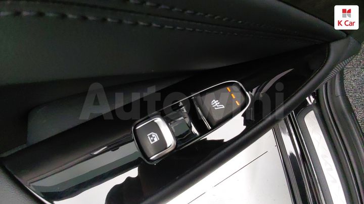 Kia K8 2022 KNAM2411BNA018586 — 2