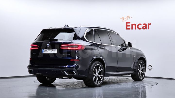 BMW X5 2022 — 2
