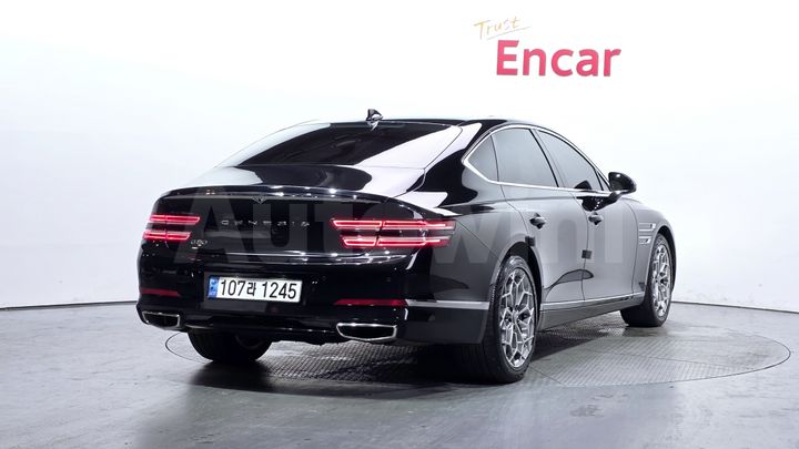 Genesis G80 2023 — 2