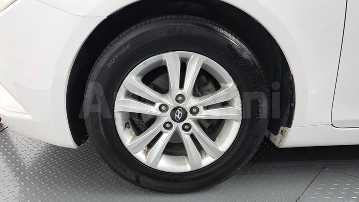 Hyundai Sonata 2011 — 5