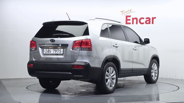 Kia Sorento 2012 — 2