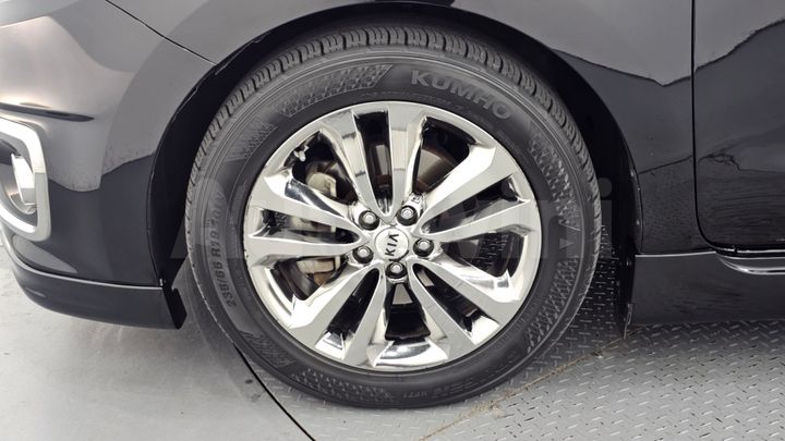 Kia Carnival 2018 — 5