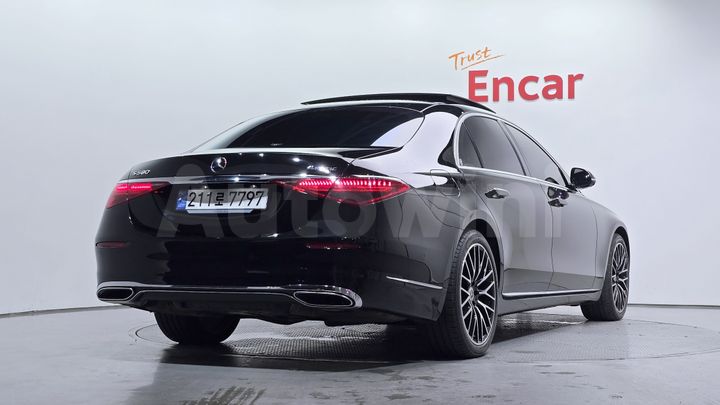 Mercedes-Benz S Class 2024 — 2