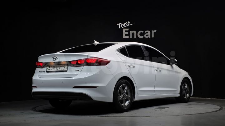 Hyundai Avante 2016 — 2