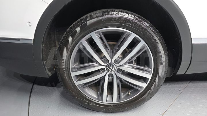 Volkswagen Tiguan 2022 — 5