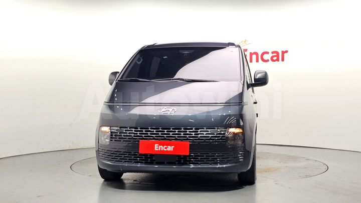 Hyundai Staria 2022 — 3