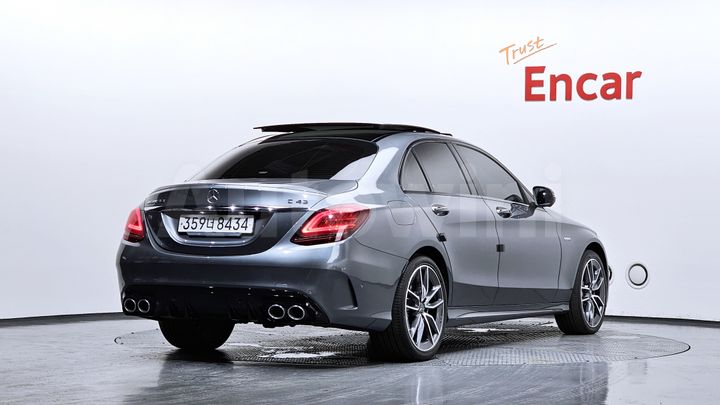 Mercedes-Benz C Class 2019 — 2
