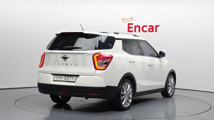 KGM (Ssangyong) Tivoli 2017 — 2