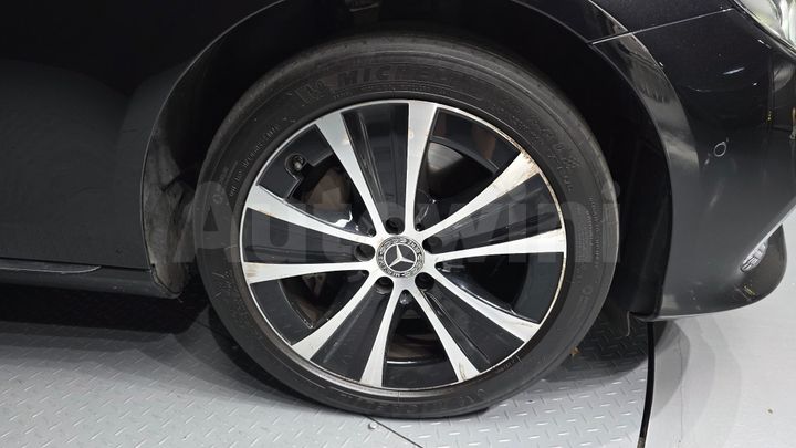 Mercedes-Benz E Class 2020 — 5