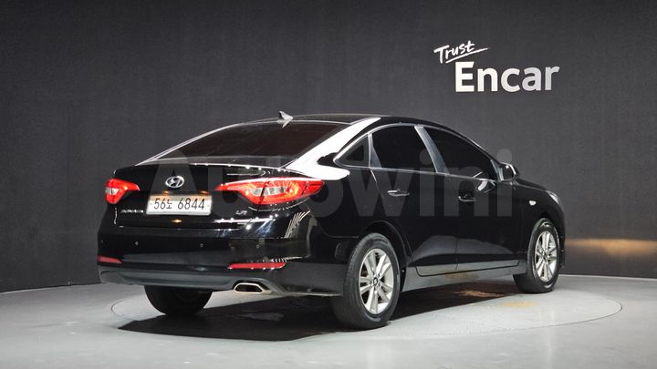 Hyundai Sonata 2015 — 2