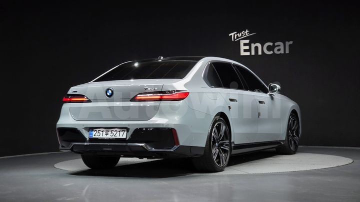 BMW 7 Series 2026 — 2