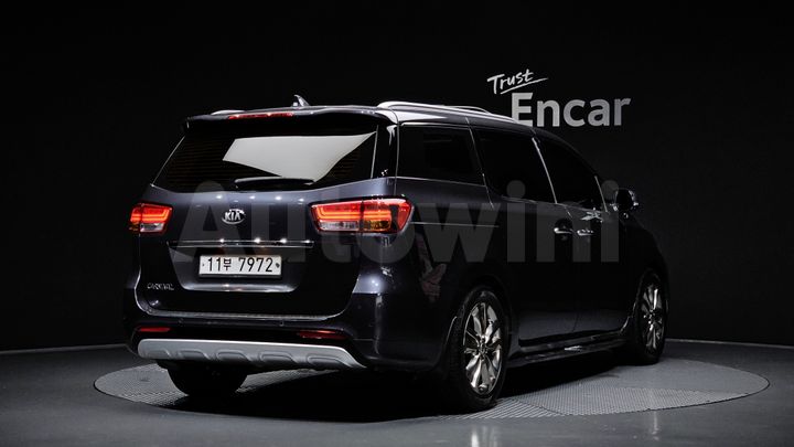 Kia Carnival 2016 — 2