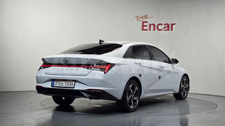 Hyundai Avante 2023 — 2