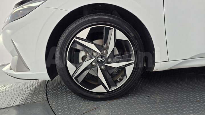Hyundai Avante 2023 — 5