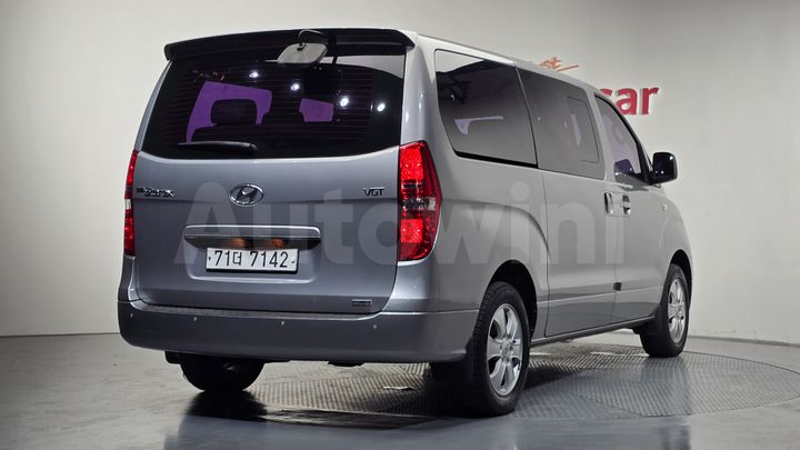 Hyundai Starex 2016 — 3
