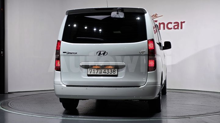 Hyundai Starex 2021 — 4