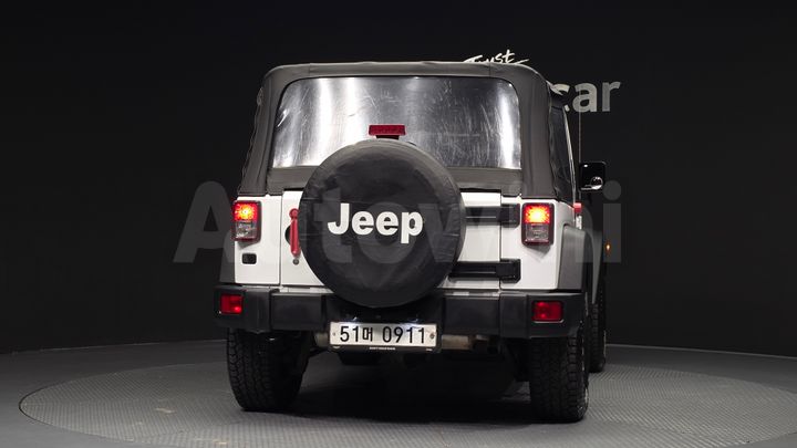 Jeep Wrangler 2016 — 4