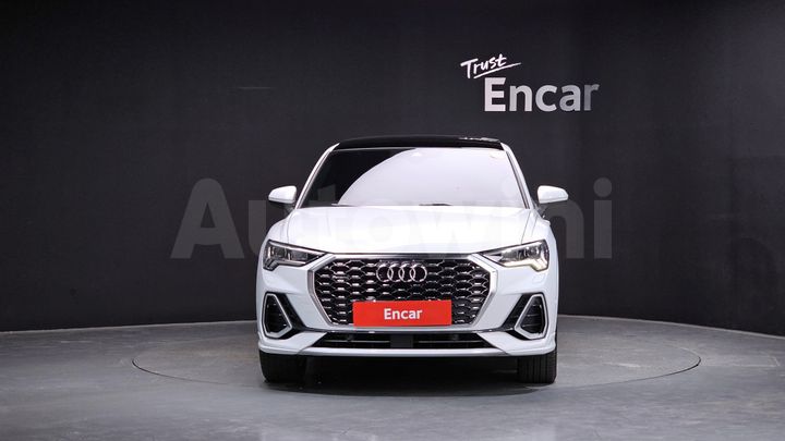 Audi Q3 2022 — 3