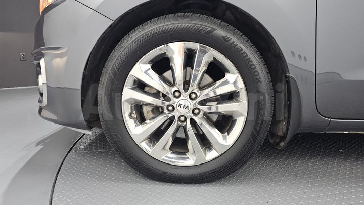 Kia Carnival 2016 — 5