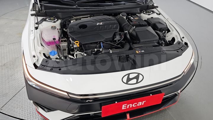 Hyundai Avante 2025 — 5