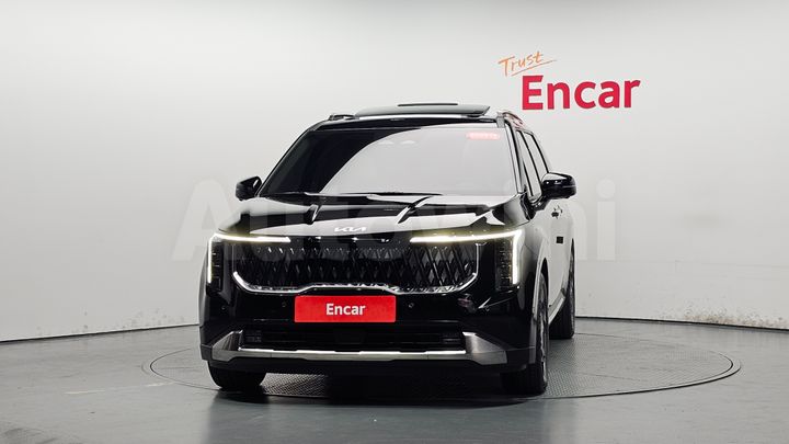 Kia Carnival 2025 — 2