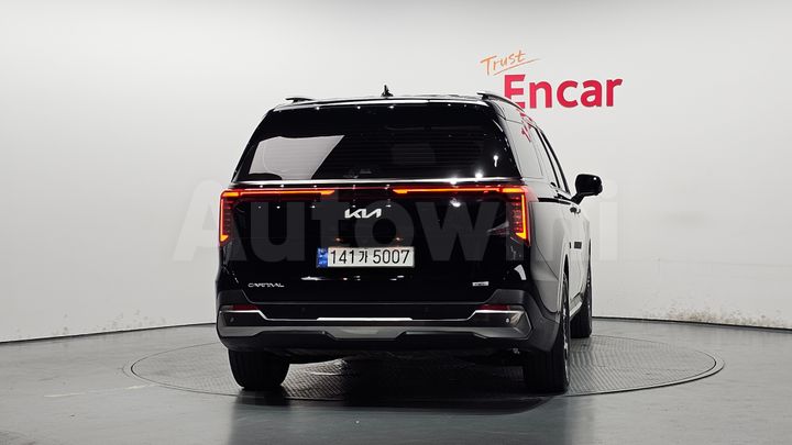 Kia Carnival 2025 — 3