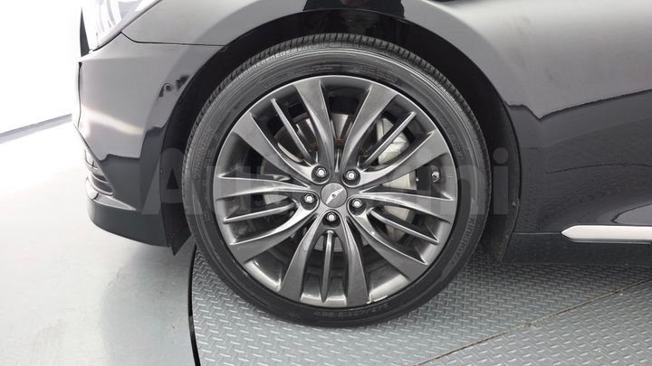 Hyundai Genesis 2016 — 5