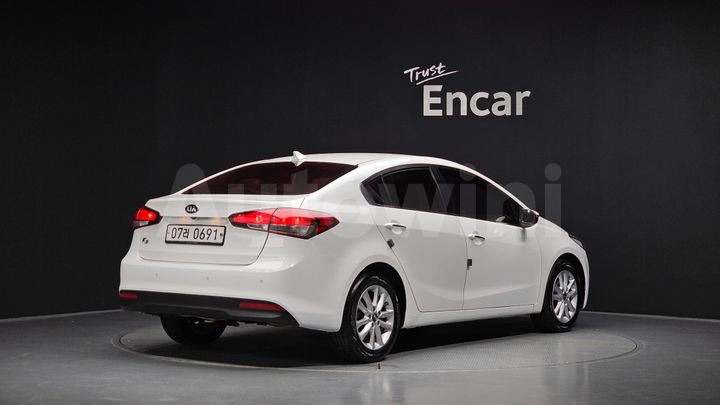 Kia K3 2016 — 2