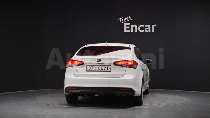Kia K3 2016 — 4