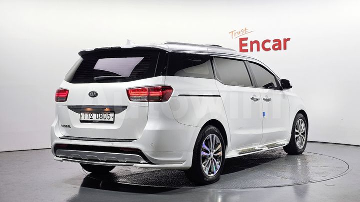 Kia Carnival 2016 — 2