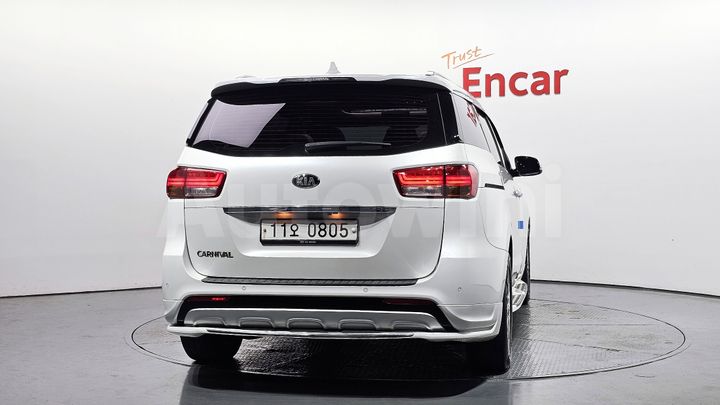 Kia Carnival 2016 — 4