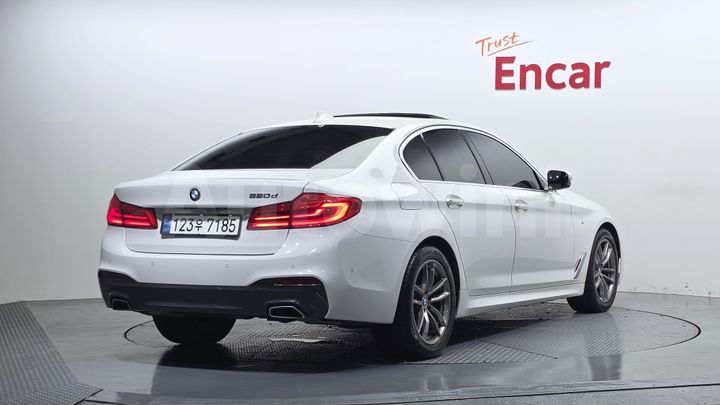 BMW 5 Series 2018 — 2