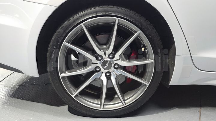 Genesis G70 2019 — 5