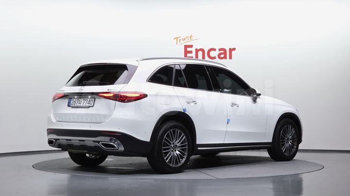 Mercedes-Benz GLC Class 2024 — 2