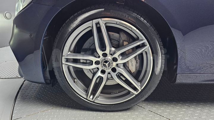 Mercedes-Benz E Class 2020 — 5