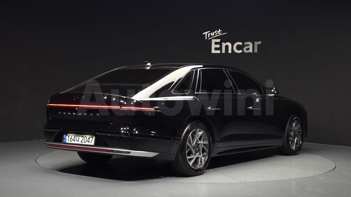 Hyundai Grandeur 2023 — 2