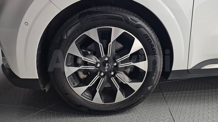 Kia Carnival 2023 — 5
