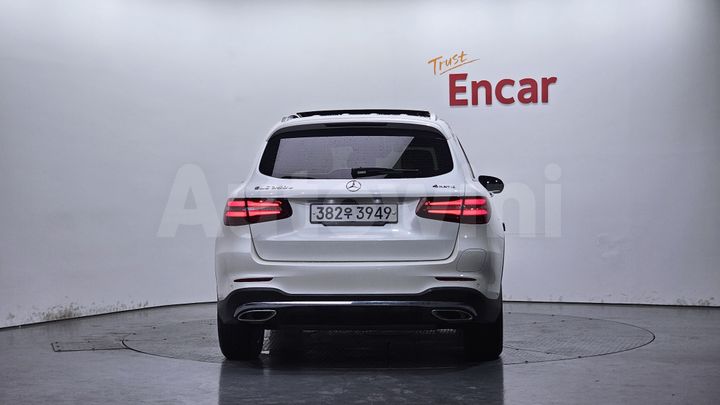 Mercedes-Benz GLC Class 2018 — 4