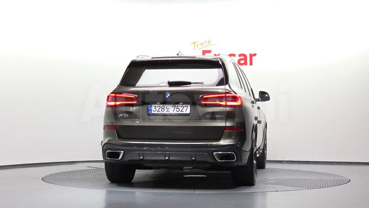 BMW X5 2023 — 4