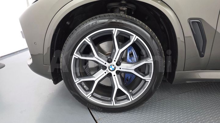 BMW X5 2023 — 5